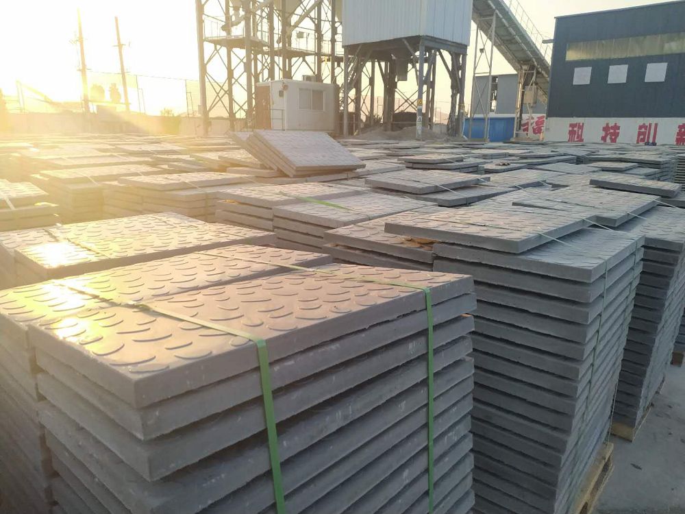 高鐵電纜溝蓋板維修